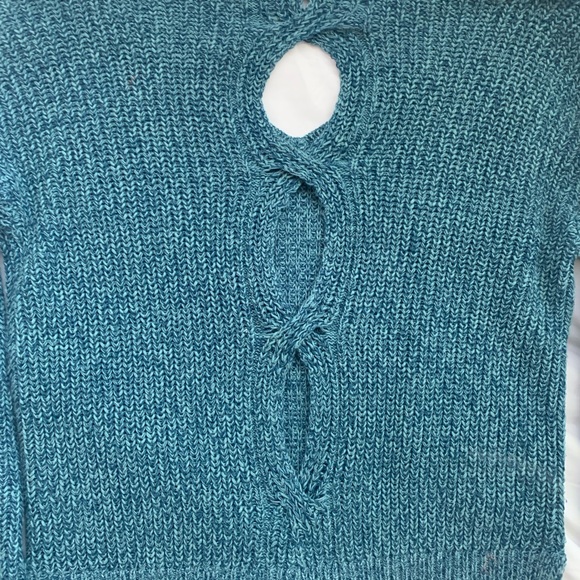 Blue knit sweater! - Picture 5 of 5